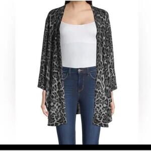 Sofia Cashmere‎ 100% Cashmere Leopard Print Ruana Wrap Poncho Gray One Size Cozy